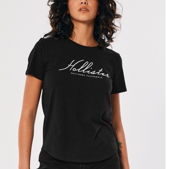 NWOT Hollister Black Embroidery Center Front T-shirt, Juniors Large - Picture 2 of 6